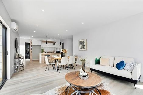 Photo of property in 103 Schoolside Road, Kumeu, 0810