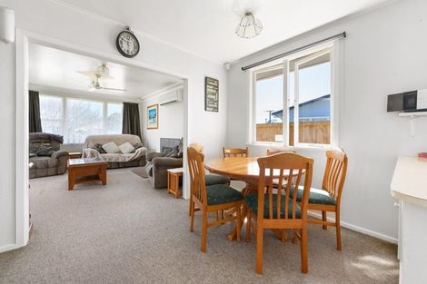 Photo of property in 27 Cotton Street, St Andrews, Hamilton, 3200