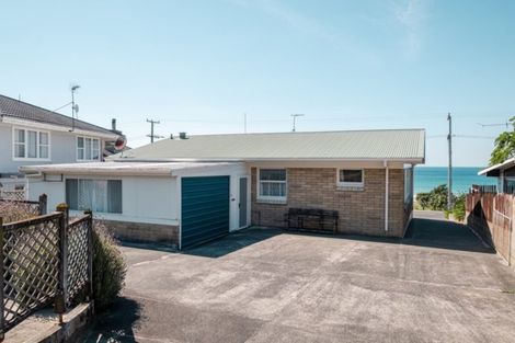 Photo of property in 96 Moana Road, Okitu, Gisborne, 4010