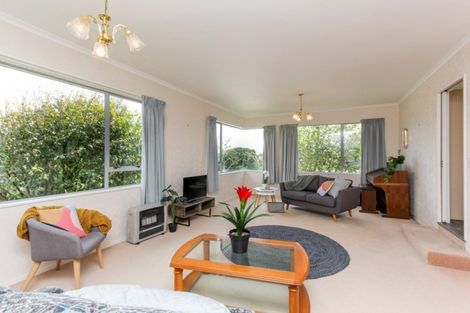 Photo of property in 9 Ashmore Drive, Frankleigh Park, New Plymouth, 4310