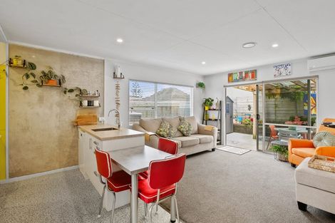 Photo of property in 28a Moulton Street, Moturoa, New Plymouth, 4310