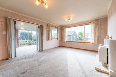 Photo of property in 7 Avenue Road, West End, Timaru, 7910
