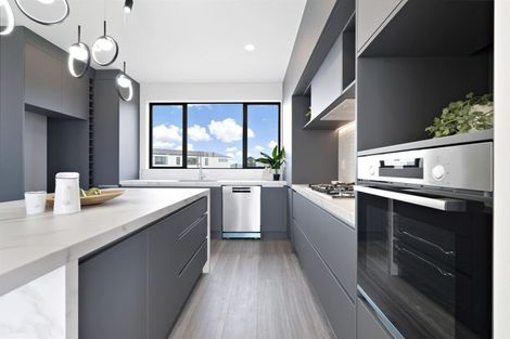 Photo of property in 36 Sunnyheights Road, Orewa, 0931