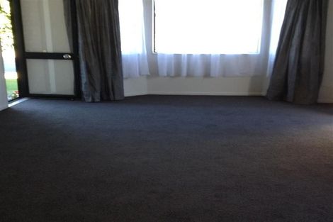 Photo of property in 9 Beachwater Grove, Paraparaumu Beach, Paraparaumu, 5032