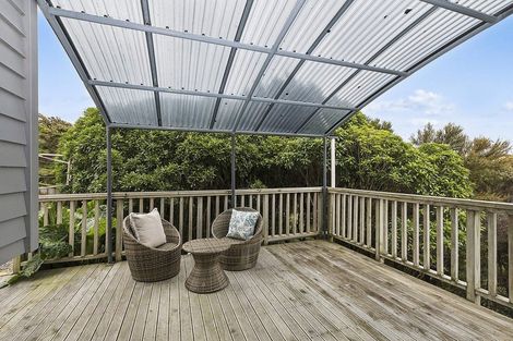 Photo of property in 58 Saint Ives Drive, Camborne, Porirua, 5026