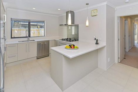 Photo of property in 9 Kirkaldy Street, Wattle Downs, Auckland, 2103