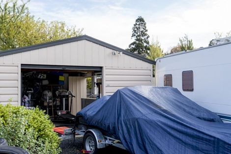 Photo of property in 290 Main South Road, Green Island, Dunedin, 9018