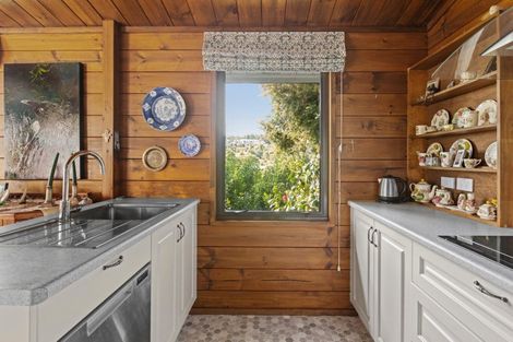 Photo of property in 12b Te Mata Peak Road, Havelock North, 4130