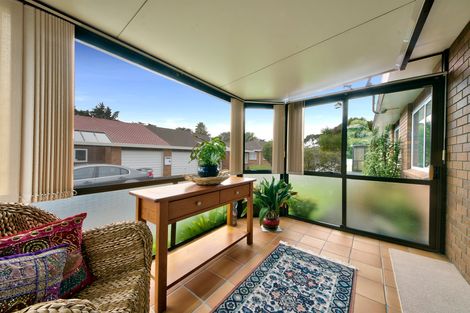 Photo of property in 2/28a Godley Road, Green Bay, Auckland, 0604