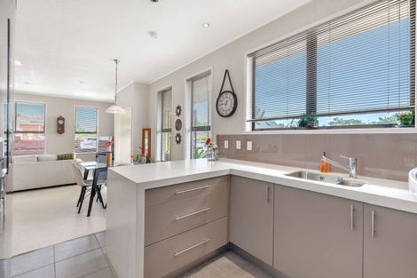 Photo of property in 1/30 Gills Avenue, Papakura, 2110