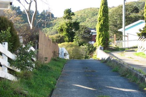 Photo of property in 41 Petrie Street, Wainuiomata, Lower Hutt, 5014