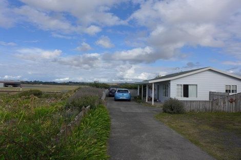 Photo of property in 2/64 The Esplanade, Westshore, Napier, 4110