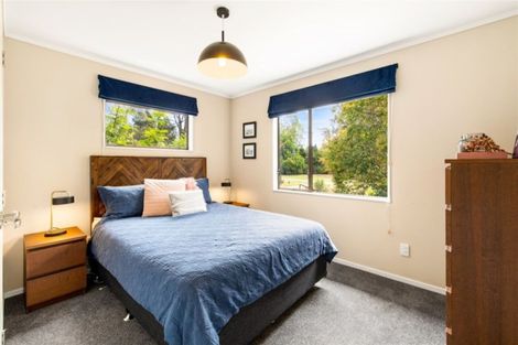 Photo of property in 2/123 Millbrook Road, Sunnyvale, Auckland, 0612