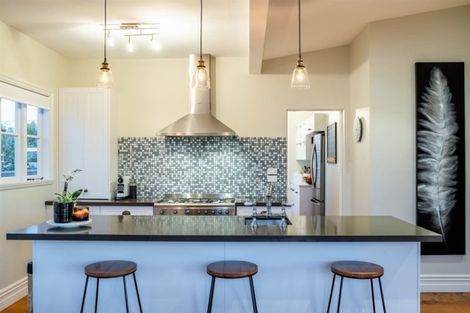 Photo of property in 249 Glenfield Road, Hillcrest, Auckland, 0627