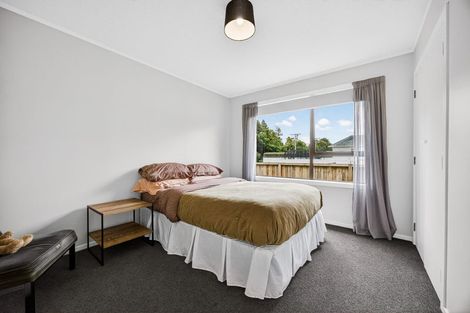 Photo of property in 53 Cambridge Road, Riverhead, 0820