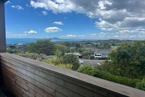 Photo of property in 451 East Coast Road, Murrays Bay, Auckland, 0630