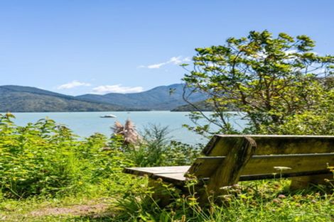 Photo of property in 710 Queen Charlotte Drive, Havelock, 7281