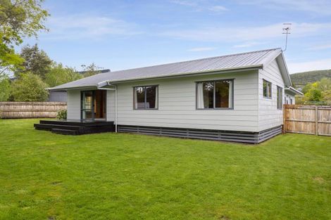 Photo of property in 4 Yasmin Lane, Kinloch, Taupo, 3377