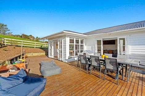 Photo of property in 484 Kanohi Road, Kaukapakapa, 0873