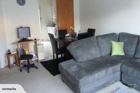 Photo of property in 3/20 Parkhill Road, Mellons Bay, Auckland, 2014