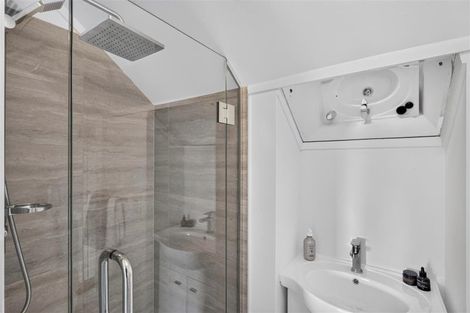 Photo of property in 2 Minnehaha Avenue, Takapuna, Auckland, 0622