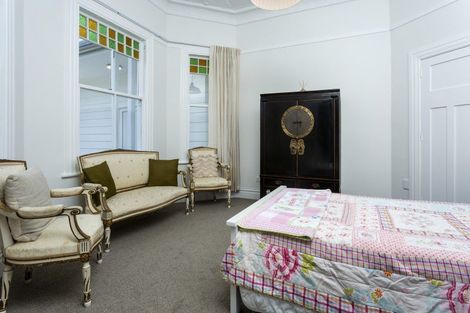 Photo of property in 10a Olwyn Place, Greenhithe, Auckland, 0632