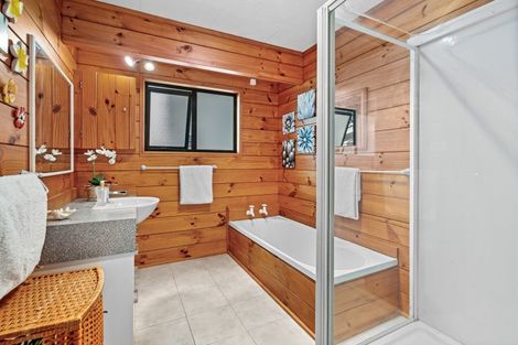 Photo of property in 2 Turiapua Lane, Parua Bay, Whangarei, 0174