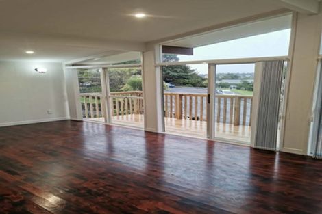 Photo of property in 106 Canongate Street, Birkdale, Auckland, 0626