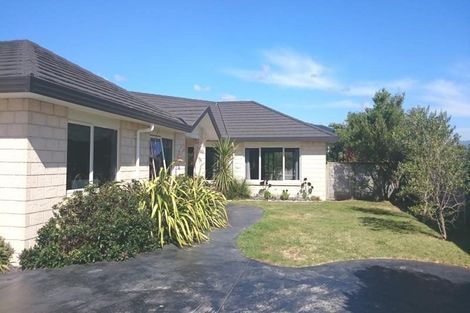 Photo of property in 15 Soldiers Way, Paraparaumu, 5032