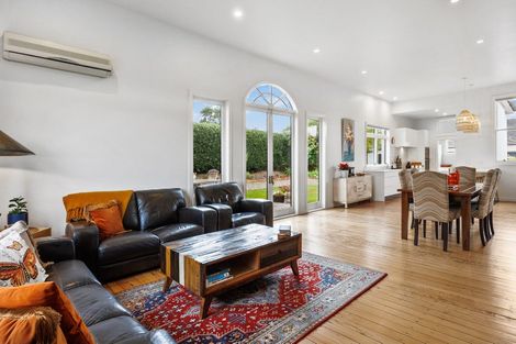 Photo of property in 72 Mailer Street, Mornington, Dunedin, 9011