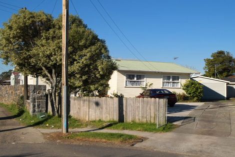 Photo of property in 27 Halswell Street, Mangere East, Auckland, 2024