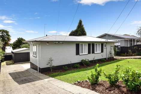 Photo of property in 100 Forest Lake Road, Forest Lake, Hamilton, 3200