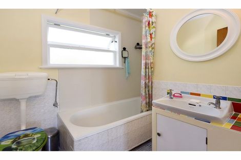 Photo of property in 26 Matipo Terrace, Toi Toi, Nelson, 7010