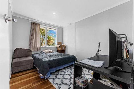 Photo of property in 5 Dulcie Place, Red Hill, Papakura, 2110