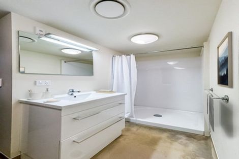 Photo of property in Sharella Living, 20 Glenmore Street, Thorndon, Wellington, 6011