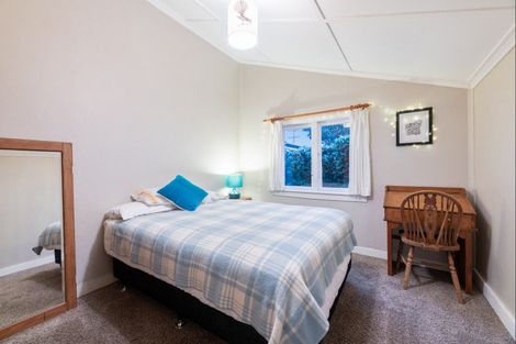 Photo of property in 2/2 Evan Street, Belmont, Auckland, 0622