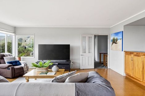 Photo of property in 11 Douglas Street, Okitu, Gisborne, 4010