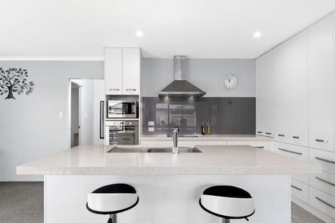 Photo of property in 3 North Bay Road, Pyes Pa, Tauranga, 3112