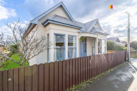 Photo of property in 30 Bay View Road, South Dunedin, Dunedin, 9012