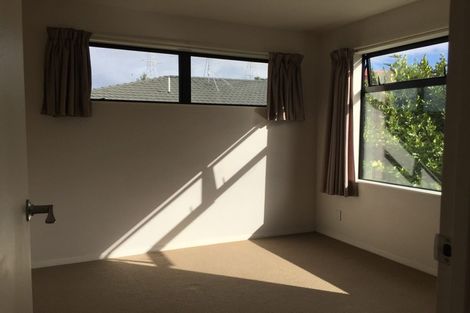 Photo of property in 302b Triangle Road, Massey, Auckland, 0614