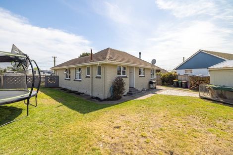Photo of property in 24 Ontario Place, Wainoni, Christchurch, 8061