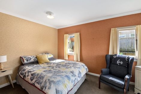 Photo of property in 14 Brown Terrace, Foxton Beach, Foxton, 4815