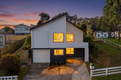 Photo of property in 7 Guadeloupe Crescent, Grenada Village, Wellington, 6037