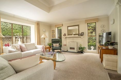 Photo of property in 6 Burbank Crescent, Churton Park, Wellington, 6037