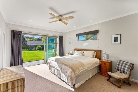 Photo of property in 4 Lamont Place, Waikanae, 5036