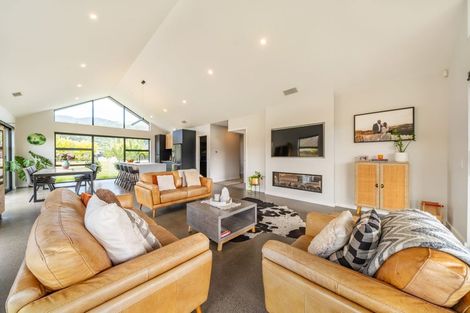 Photo of property in 1158 Maymorn Road, Maymorn, Upper Hutt, 5018