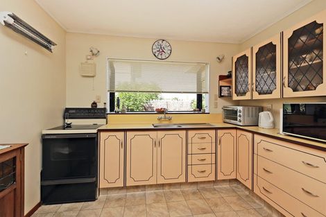 Photo of property in 3/33 Avondale Road, Taradale, Napier, 4112