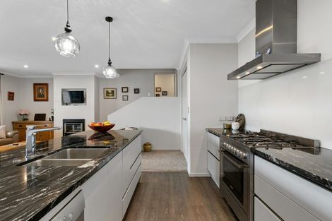 Photo of property in 5 Pumice Glade, Pyes Pa, Tauranga, 3112