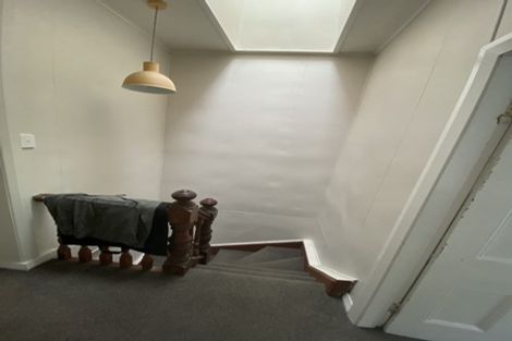 Photo of property in 19 Holloway Road, Aro Valley, Wellington, 6021