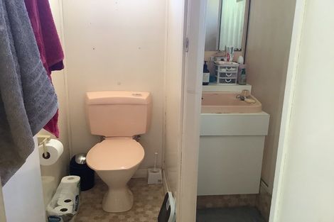 Photo of property in 24 Dunstan Street, Clyde, 9330